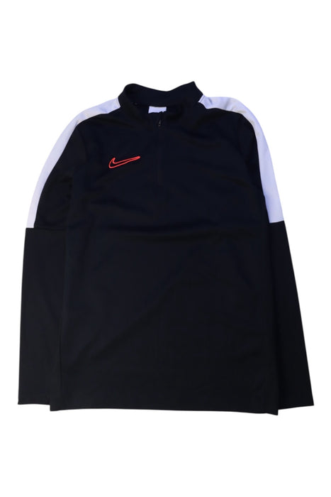 A Black Active Tops from Nike in size 10Y for boy. (Front View)