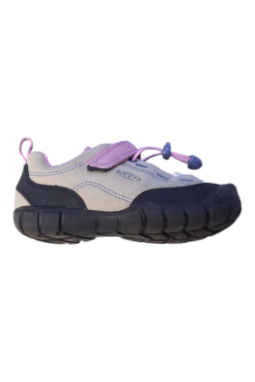 A Beige Sneakers from Keen in size 5T for girl. (Front View)