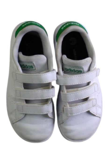 A White Sneakers from Adidas in size 5T for neutral. (Back View)