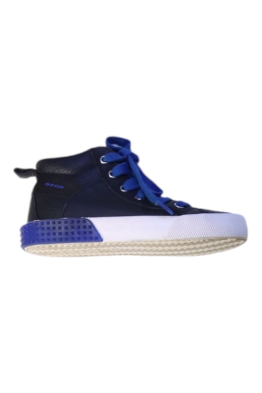 A Blue Sneakers from Geox in size 5T for boy. (Front View)