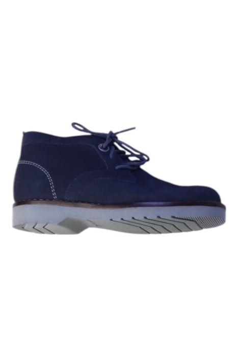 A Navy Casual Boots from Mayoral in size 4T for boy. (Front View)