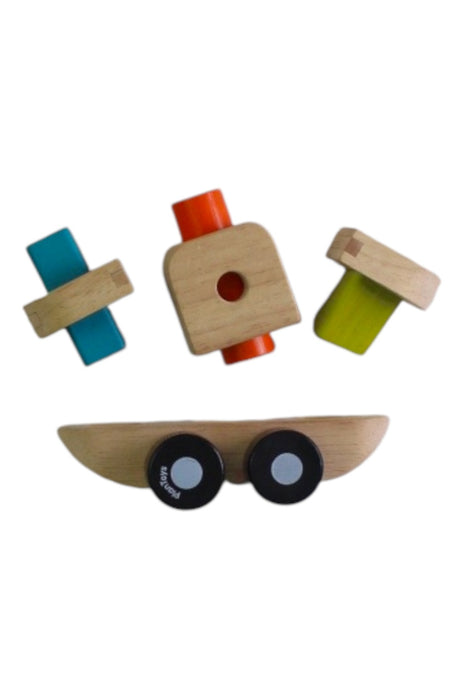 A Multicolour Wooden Toys from Plan Toys in size 18-24M for boy. (Back View)