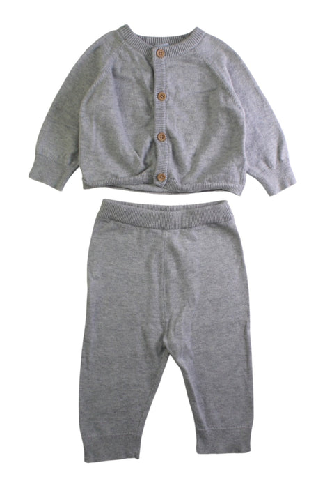 A Grey Pants Sets from Petit Bateau in size 3-6M for boy. (Front View)