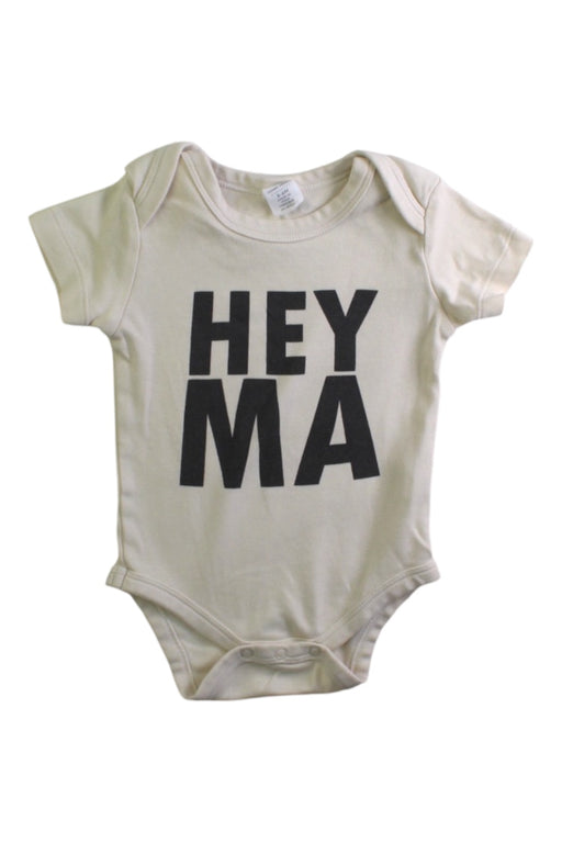 A Beige Short Sleeve Bodysuits from Colored Organics in size 3-6M for neutral. (Front View)