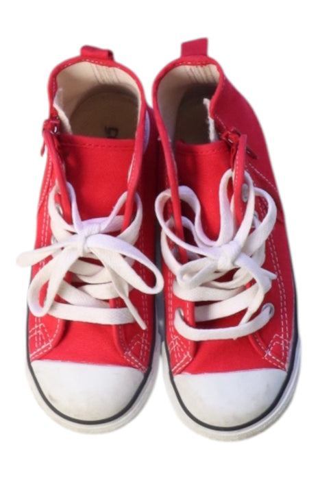 A Red Sneakers from Converse in size 5T for boy. (Back View)