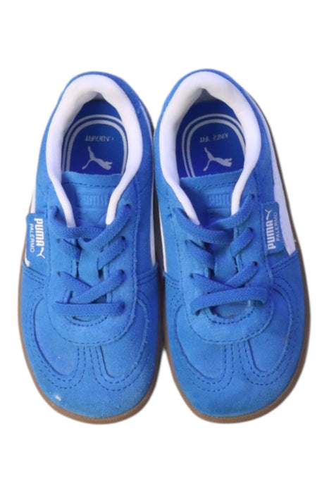 A Blue Sneakers from Puma in size 3T for neutral. (Back View)