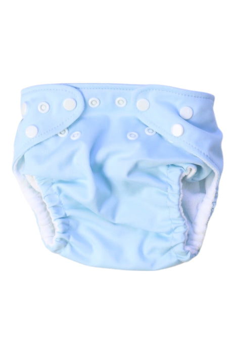 A Blue Cloth Diapers from Charlie Banana in size O/S for neutral. (Front View)