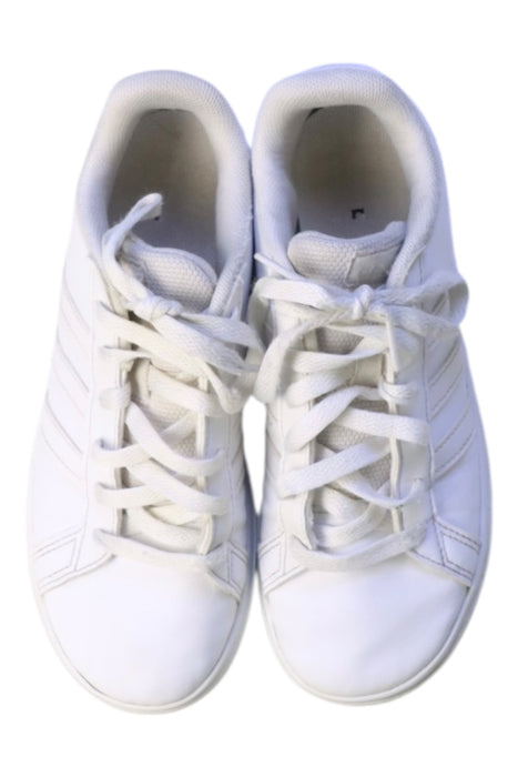 A White Sneakers from Adidas in size 11Y for neutral. (Back View)