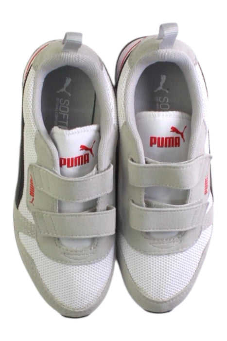 A White Sneakers from Puma in size 9Y for neutral. (Back View)
