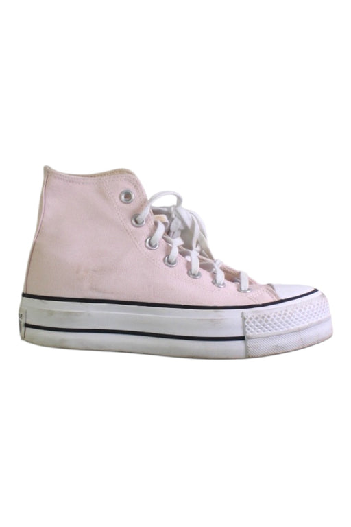 A Pink Sneakers from Converse in size 11Y for girl. (Front View)