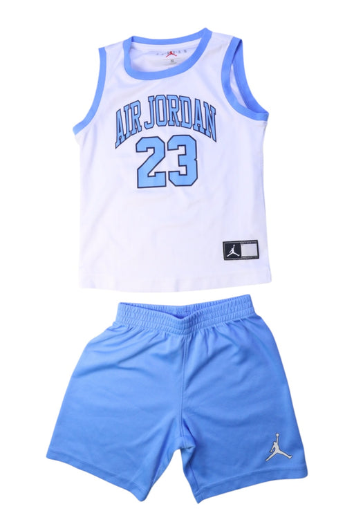A White Shorts Sets from Air Jordan in size 4T for boy. (Front View)