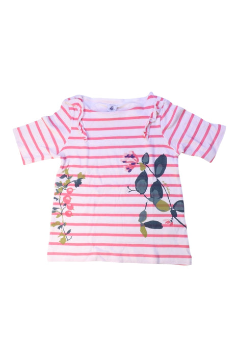 A Pink Short Sleeve Tops from Petit Bateau in size 6T for girl. (Front View)