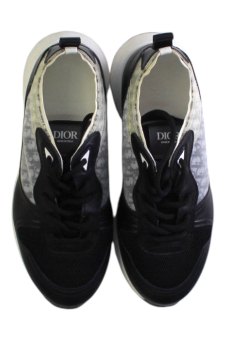 A Black Sneakers from Dior in size 9Y for boy. (Back View)