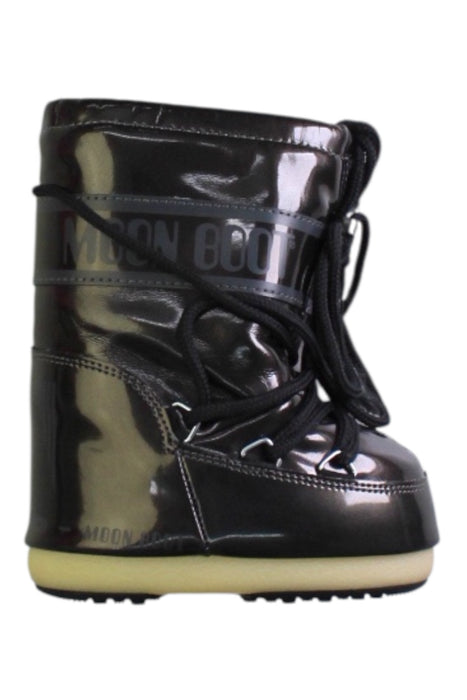 A Metallic Winter Boots from Moon Boot in size 18-24M for neutral. (Front View)