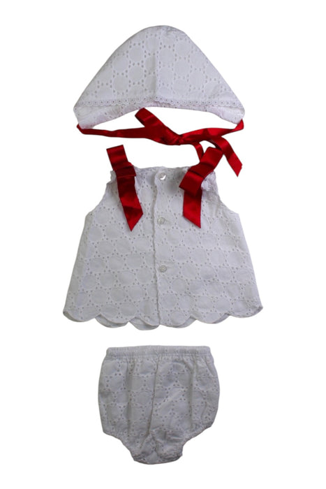 A White Shorts Sets from Juliana in size Newborn for girl. (Back View)