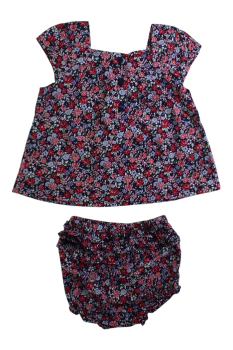 A Multicolour Shorts Sets from Janie & Jack in size 3-6M for girl. (Back View)