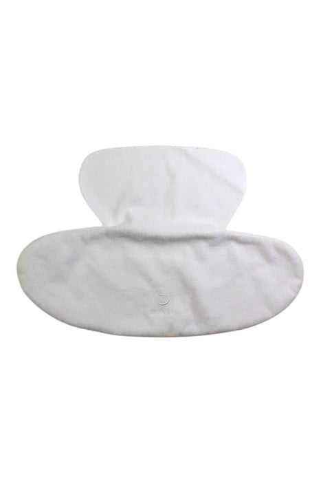 A White Other Gear from Stokke in size 0-3M for neutral. (Front View)