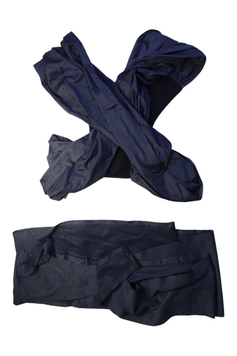 A Navy Baby Carriers from Konny in size O/S for neutral. (Back View)