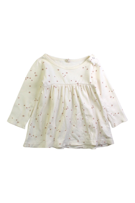 A Ivory Long Sleeve Tops from Quincy Mae in size 2T for girl. (Front View)