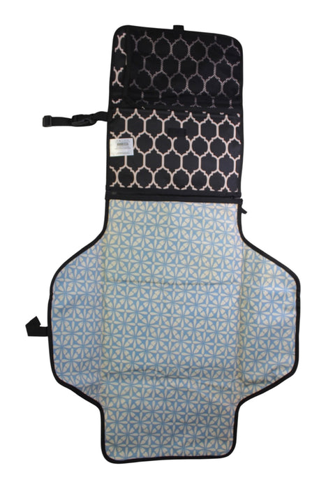 A Black Changing Mats & Covers from Skip Hop in size Newborn for neutral. (Front View)