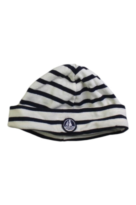 A White Beanies from Petit Bateau in size 12-18M for boy. (Front View)