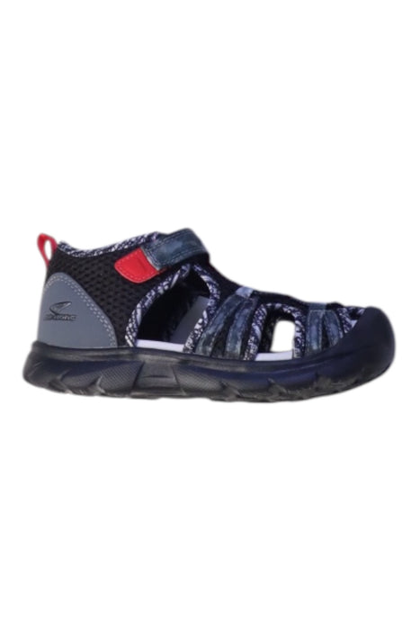 A Black Sandals from Dr. Kong in size 5T for boy. (Front View)