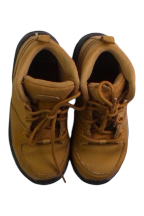 A Brown Casual Boots from Nike in size 4T for boy. (Back View)