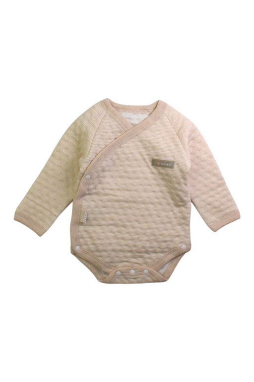 A Beige Long Sleeve Bodysuits from Natures Purest in size 3-6M for neutral. (Front View)