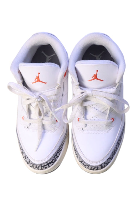 A White Sneakers from Air Jordan in size 7Y for boy. (Back View)
