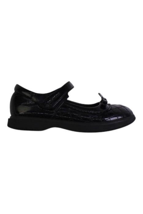 A Black Flats from Dr. Kong in size 6T for girl. (Front View)
