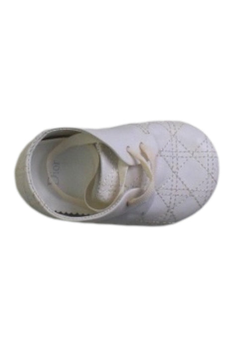 A Beige Booties from Dior in size 12-18M for boy. (Front View)