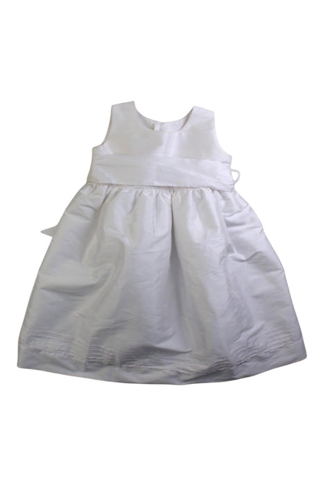 A White Sleeveless Dresses from Isabel Garreton in size 6-12M for girl. (Front View)