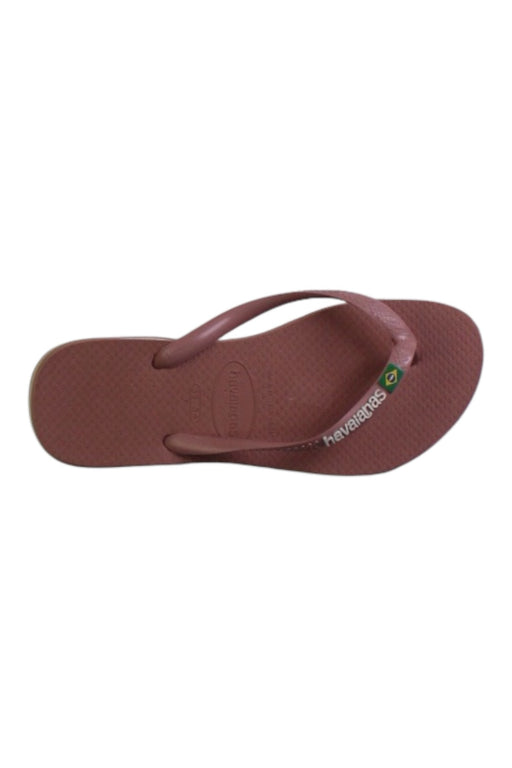 A Burgundy Flip Flops from Havaianas in size 10Y for girl. (Front View)