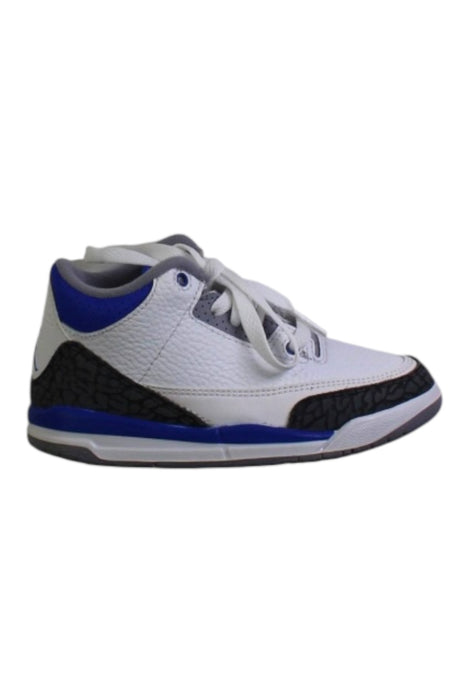 A Blue Sneakers from Air Jordan in size 5T for boy. (Front View)