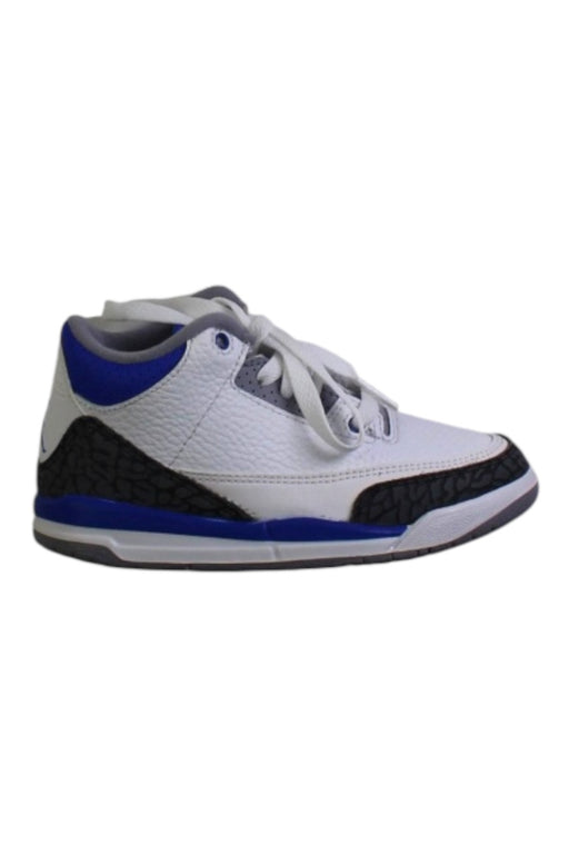 A Blue Sneakers from Air Jordan in size 5T for boy. (Front View)