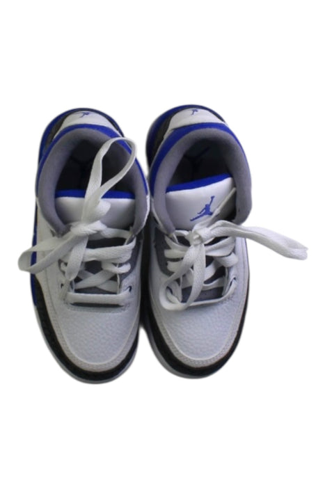 A Blue Sneakers from Air Jordan in size 5T for boy. (Back View)