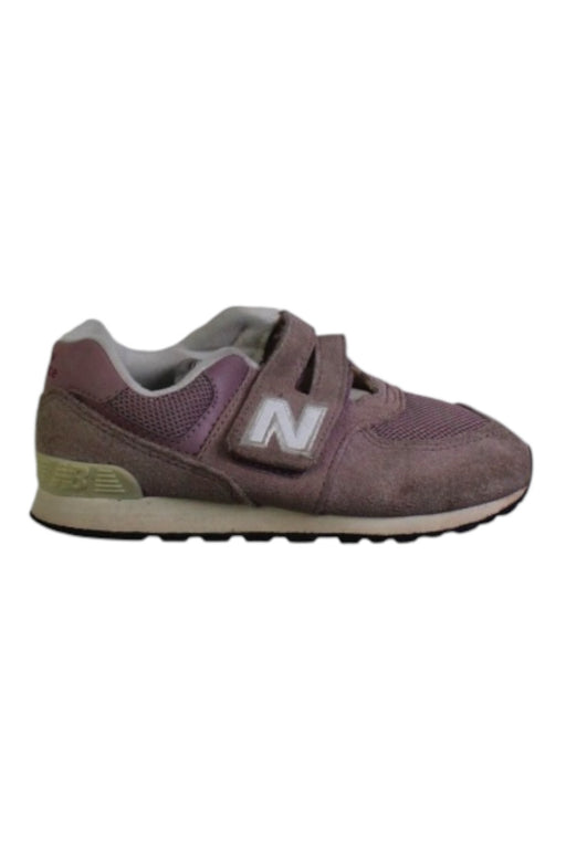 A Pink Sneakers from New Balance in size 4T for girl. (Front View)