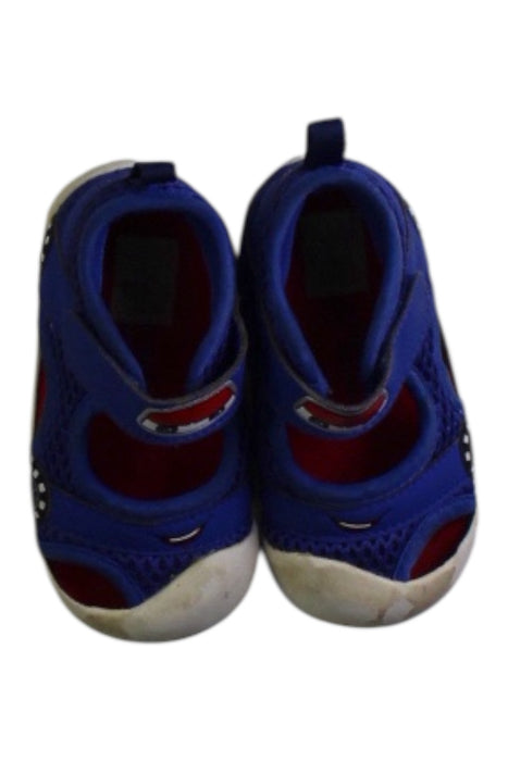 A Blue Sandals from Dr. Kong in size 12-18M for boy. (Back View)