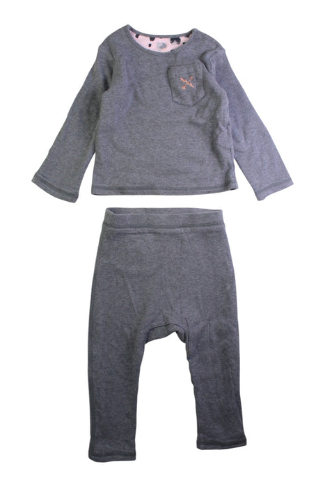 A Grey Pants Sets from Hunter + Boo in size 2T for girl. (Front View)
