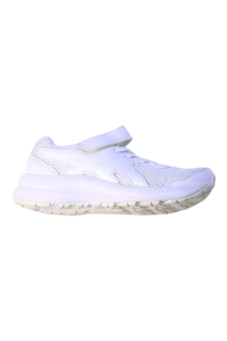 A White Sneakers from ASICS in size 6T for neutral. (Front View)