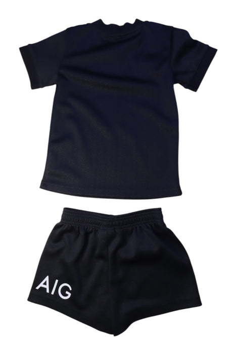 A Black Shorts Sets from Adidas in size 3T for boy. (Back View)