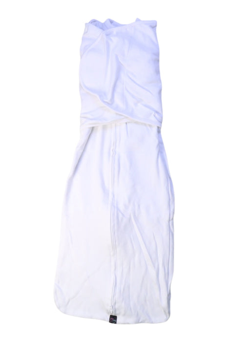 A White Sleepsacs from Mum2Mum in size 6-12M for neutral. (Front View)
