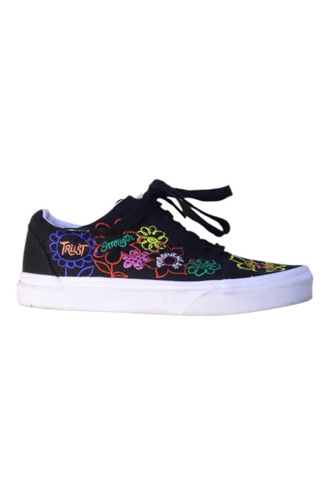 A Multicolour Sneakers from Vans in size 11Y for girl. (Front View)