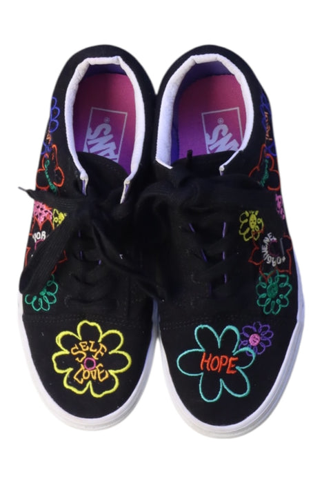 A Multicolour Sneakers from Vans in size 11Y for girl. (Back View)