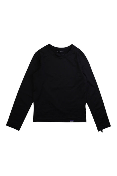 A Black Base Layers from Patagonia in size 5T for neutral. (Front View)