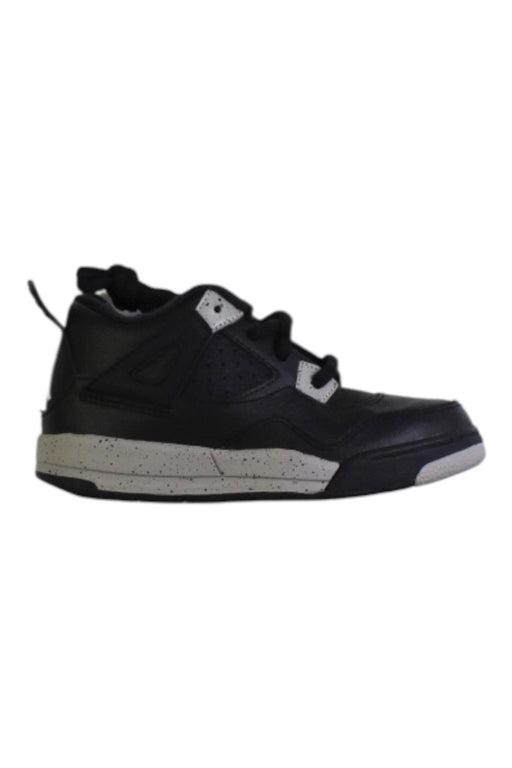 A Black Sneakers from Air Jordan in size 4T for boy. (Front View)