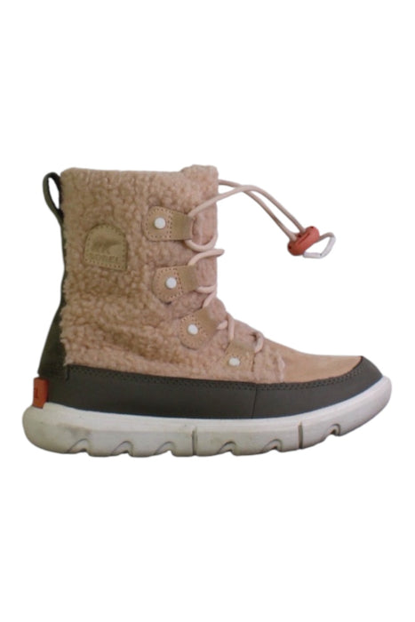 A Beige Winter Boots from Sorel in size 7Y for girl. (Front View)