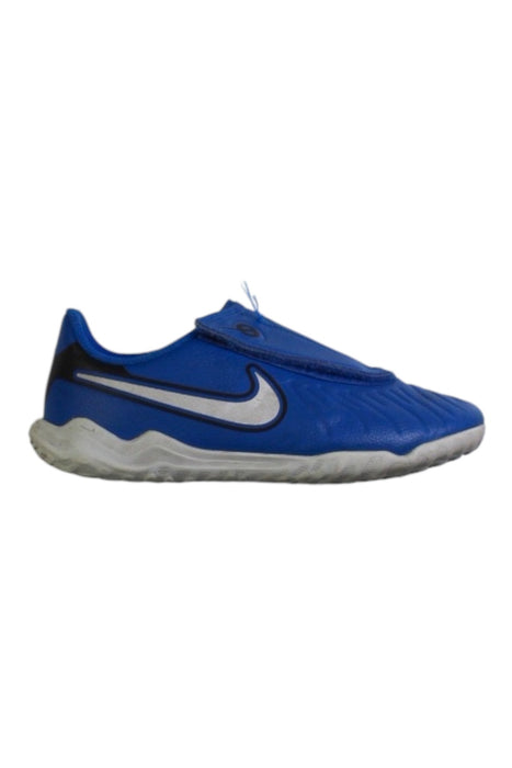 A Blue Cleats/Soccer Shoes from Nike in size 6T for boy. (Front View)