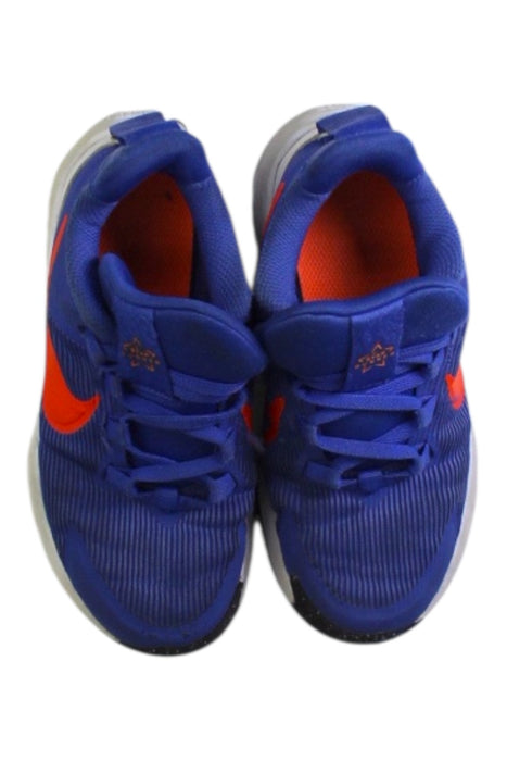 A Blue Sneakers from Nike in size 5T for boy. (Back View)