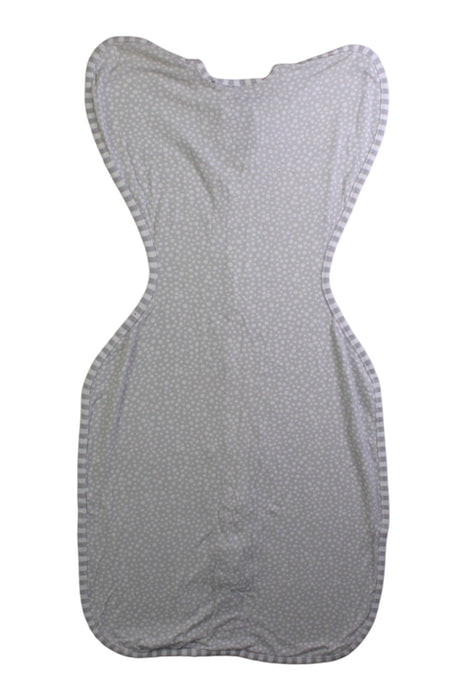 A Grey Swaddles from Love To Dream in size 0-3M for neutral. (Back View)